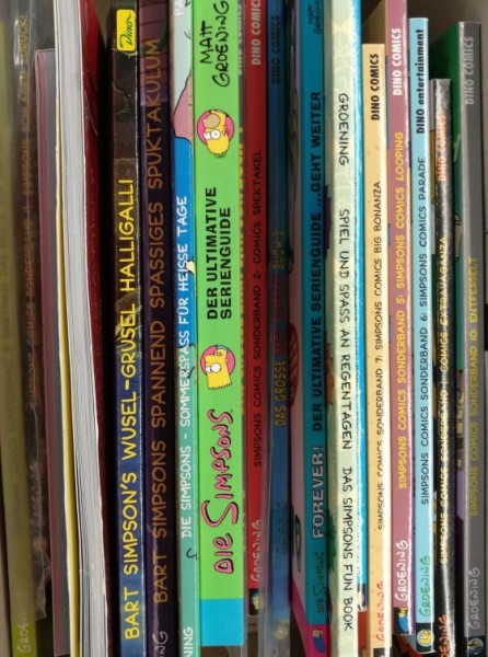 Paket 3869 20 verschiedene Simpsons Paperbacks/Alben (Z0-2)