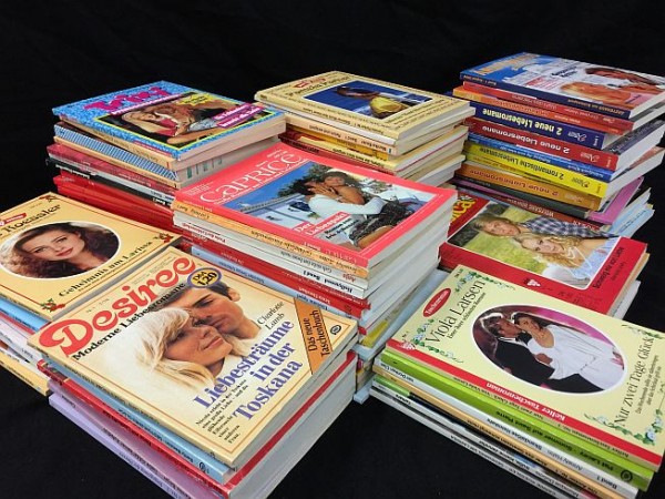 Paket 5077 100 verschiedene Nr. 1en von Liebesroman Taschenbüchern (Quartformat) (Z0-1)