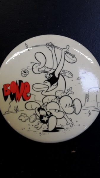 Bone Motiv 3 Anstecknadel/Button