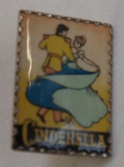 Cinderella Anstecknadel (Original)