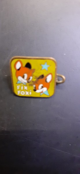 Fix und Foxi Anstecknadel dunkelgelb Variante