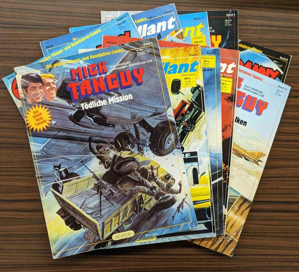 Paket 3750 10 verschiedene Grossen Flieger- und Rennfahrer-Comics (Z0-2)