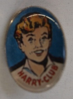 Harry-Club Anstecknadel (Replik)
