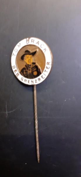 Tom Brack Anstecknadel